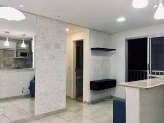 Apartamento Padrão no bairro Jardim das Margaridas em Salvador