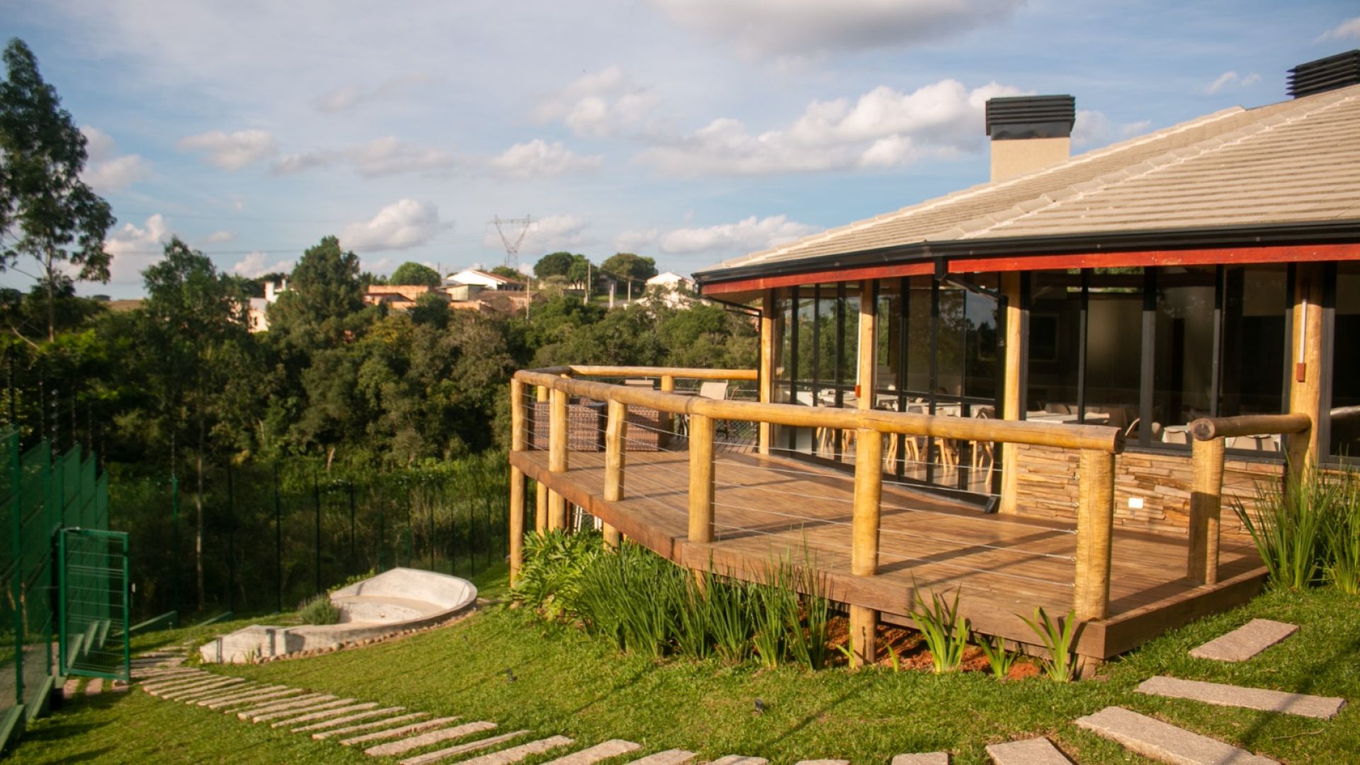 FLORESTA DO LAGO (lotes em condomínios)