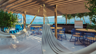 Apartamento de 2 Quartos (Beira-Mar) com Varanda, à venda no Jardim Oceania