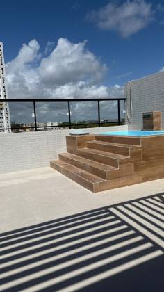 Apartamento Tipo Cobertura de 3 Quartos com Piscina Privativa, à venda no Aeroclube