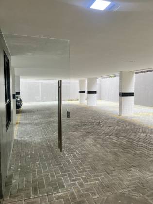 Apartamento à Vender com 2 quartos 1 suítes no bairro Jardim Oceania em João Pessoa