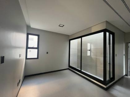 Casa no Condomínio Stº Antônio - Marianga