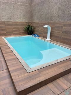 Casa com piscina no bairro do Chiara Lubich