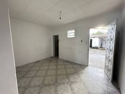 Casa á Venda no Centro - Itabaiana/SE