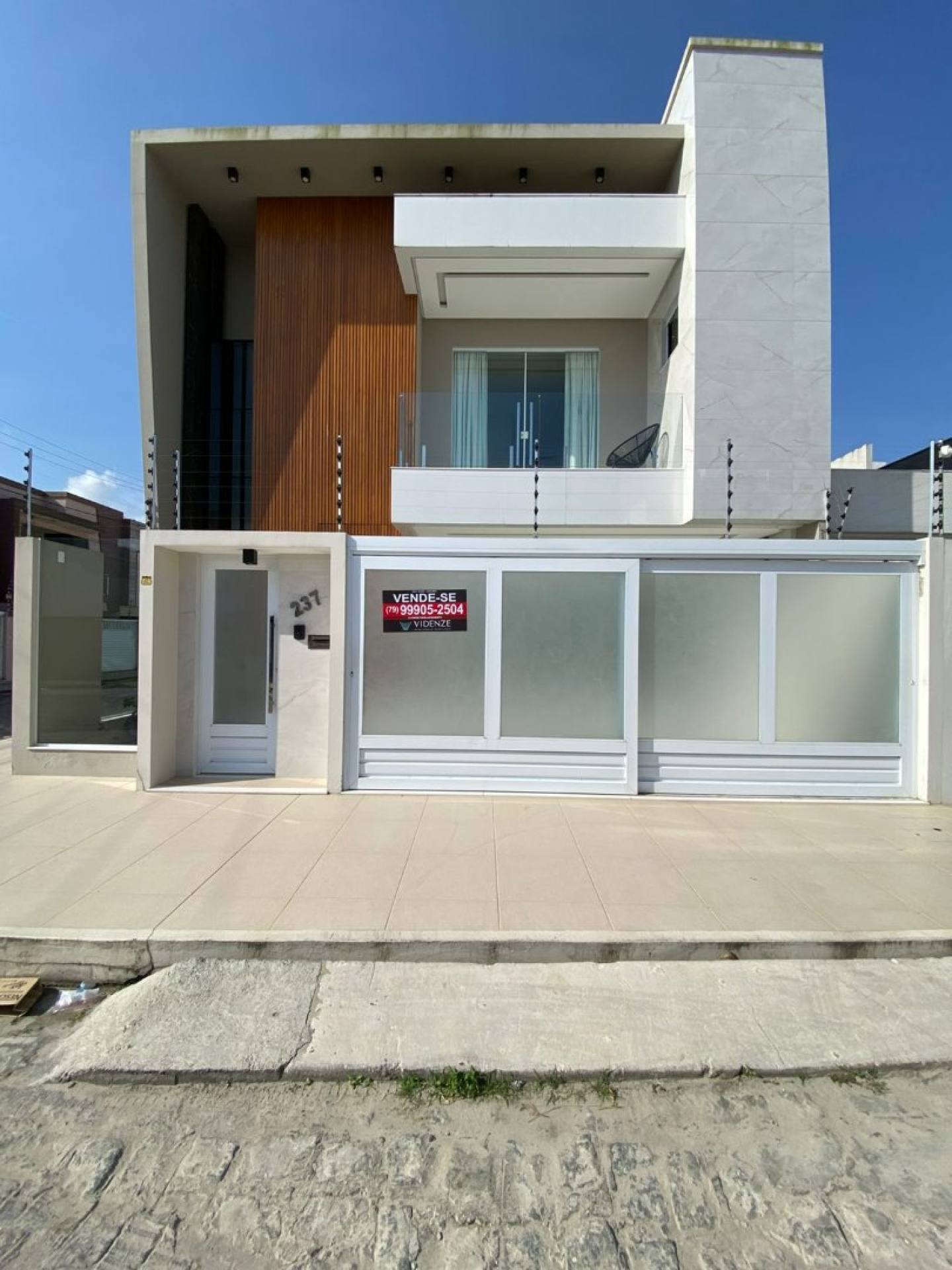 Imóvel de Luxo á Venda no Bairro Marianga - Itabaiana/SE