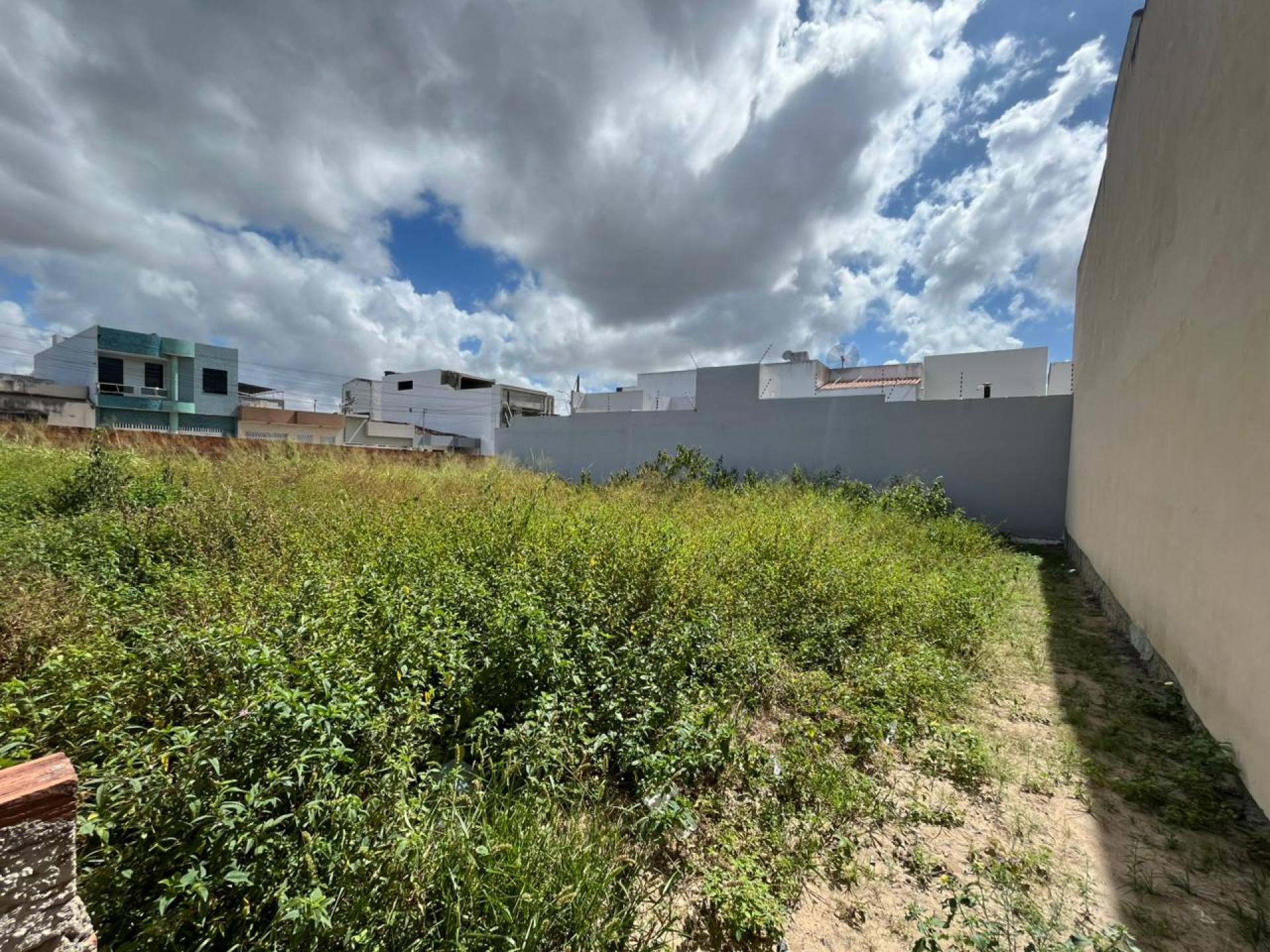 Lote á Venda no bairro do Chiara Lubich - Itabaiana/SE
