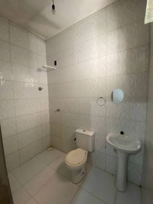 Prédio com Galpão Comercial e 2 Apartamentos Residenciais á Venda - Itabaiana/SE