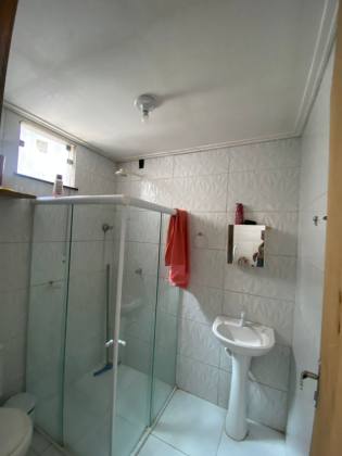 Prédio com Galpão Comercial e 2 Apartamentos Residenciais á Venda - Itabaiana/SE