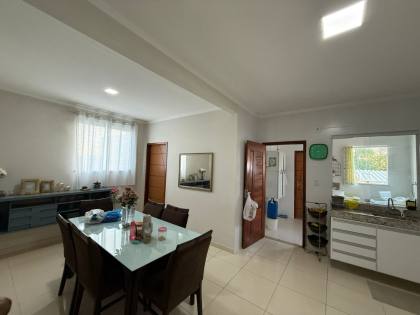 Imóvel com 2 pavimentos á Venda no bairro do Chiara - Itabaiana/SE