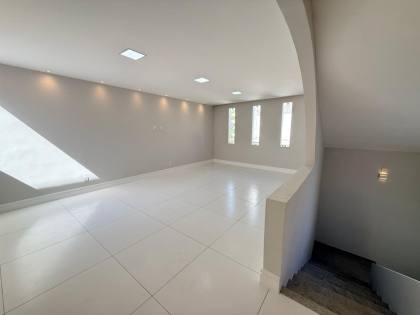 Casa Alto Padrão à Venda | Atalaia – Aracaju/SE