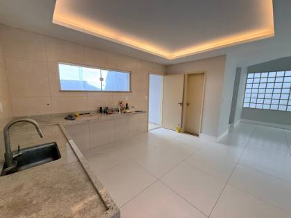 Casa Alto Padrão à Venda | Atalaia – Aracaju/SE