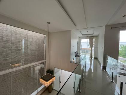 Casa de Alto Padrão á venda - Bairro Marianga