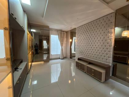 Casa de Alto Padrão á venda - Bairro Marianga