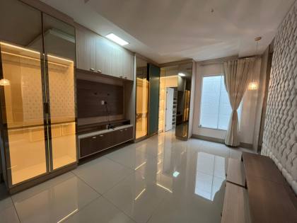 Casa de Alto Padrão á venda - Bairro Marianga