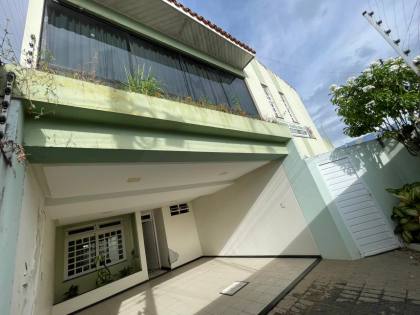 Casa á Venda na Avenida Nova