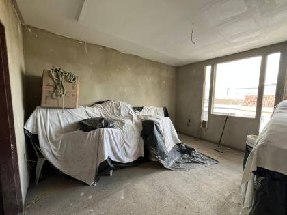 Casa duplex com 5 quartos próxima à Lokcar – Ideal para família grande