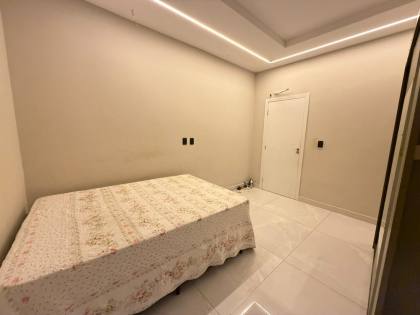 Casa com suíte e área gourmet no Santa Mônica II – Acabamento de alto padrão
