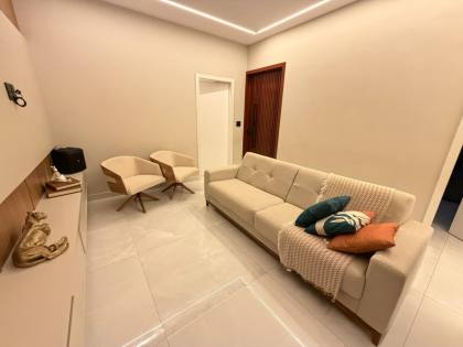 Casa com suíte e área gourmet no Santa Mônica II – Acabamento de alto padrão