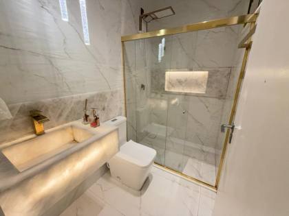 Casa com suíte e área gourmet no Santa Mônica II – Acabamento de alto padrão