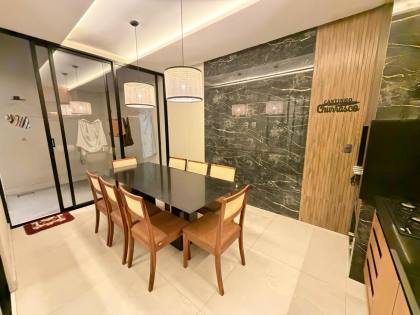 Casa com suíte e área gourmet no Santa Mônica II – Acabamento de alto padrão