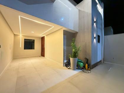 Casa com suíte e área gourmet no Santa Mônica II – Acabamento de alto padrão