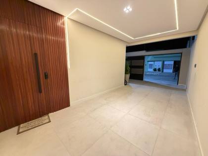 Casa com suíte e área gourmet no Santa Mônica II – Acabamento de alto padrão
