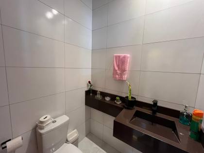 Casa financiável com ponto comercial –  Proximo ao Monteiro