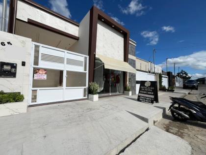 Casa financiável com ponto comercial –  Proximo ao Monteiro