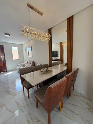Casa com piscina e área gourmet no Le Corbusier – Financiável