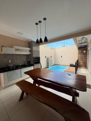 Casa com piscina e área gourmet no Le Corbusier – Financiável