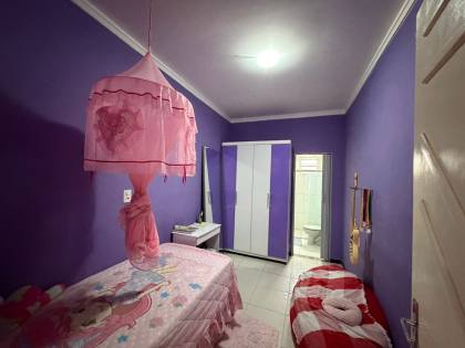 Casa a Venda no Bairro Porto - Proximo ao Bar de Ari
