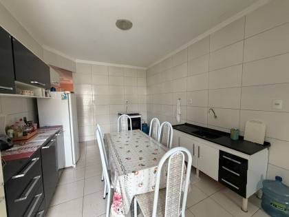Casa a Venda no Bairro Porto - Proximo ao Bar de Ari