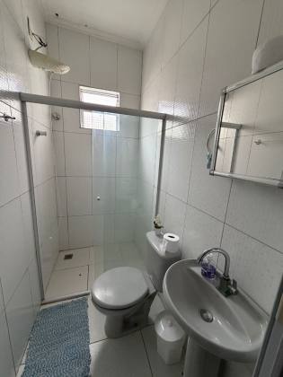 Casa a Venda no Bairro Porto - Proximo ao Bar de Ari