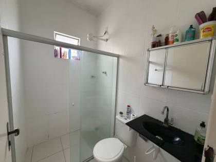 Casa a Venda no Bairro Porto - Proximo ao Bar de Ari