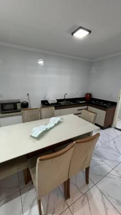 Imóvel mobiliado com piscina no CENTRO de Itabaiana, para residência e/ou comércio, 15 vagas de garagem
