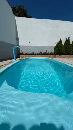 Imóvel mobiliado com piscina no CENTRO de Itabaiana, para residência e/ou comércio, 15 vagas de garagem