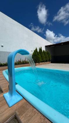 Imóvel mobiliado com piscina no CENTRO de Itabaiana, para residência e/ou comércio, 15 vagas de garagem