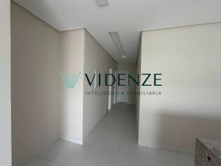 Casa á Venda - Portal do Lago