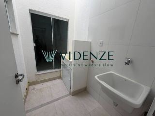 Casa á Venda - Portal do Lago