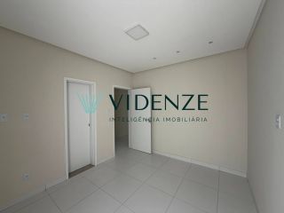 Casa á Venda - Portal do Lago