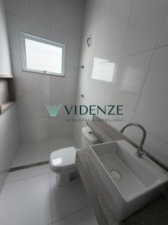 Casa á Venda - Portal do Lago