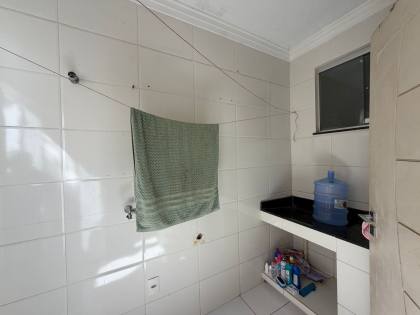 Casa financiável com 4 quartos – Apenas o pavimento superior à venda