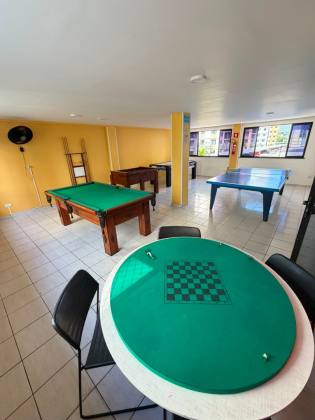 Apartamento à venda no bairro Farolândia em Aracaju