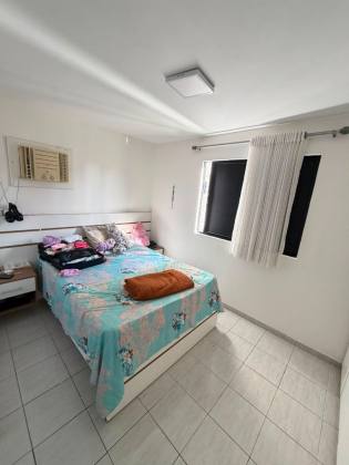 Apartamento à venda no bairro Farolândia em Aracaju