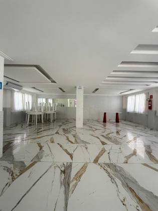 Apartamento à venda no bairro Farolândia em Aracaju