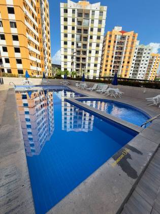 Apartamento à venda no bairro Farolândia em Aracaju
