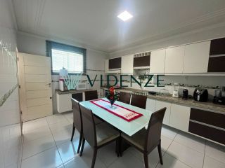 Casa à venda COM 2 ANDARES no bairro São Cristovão em Itabaiana