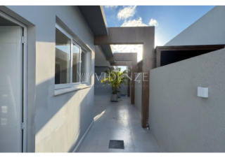 Casa DE ALTO PADRÃO à Venda no Condomínio Heitor Villa Lobos, em Itabaiana