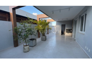 Casa DE ALTO PADRÃO à Venda no Condomínio Heitor Villa Lobos, em Itabaiana