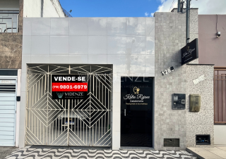 Casa à Venda, no Bairro Serrano, próximo a Churrascaria de Gilsinho, em Itabaiana